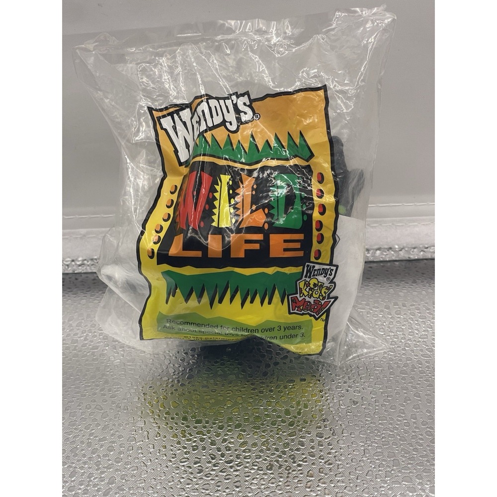 Wendys Wild Life Kids Meals‎ Toy Plush Frog Magnet Determined Products 1999 VTG